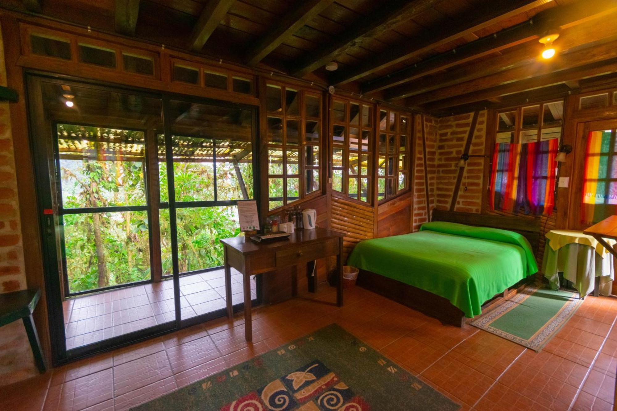 Bellavista Cloud Forest Lodge & Private Protected Area Tandayapa エクステリア 写真
