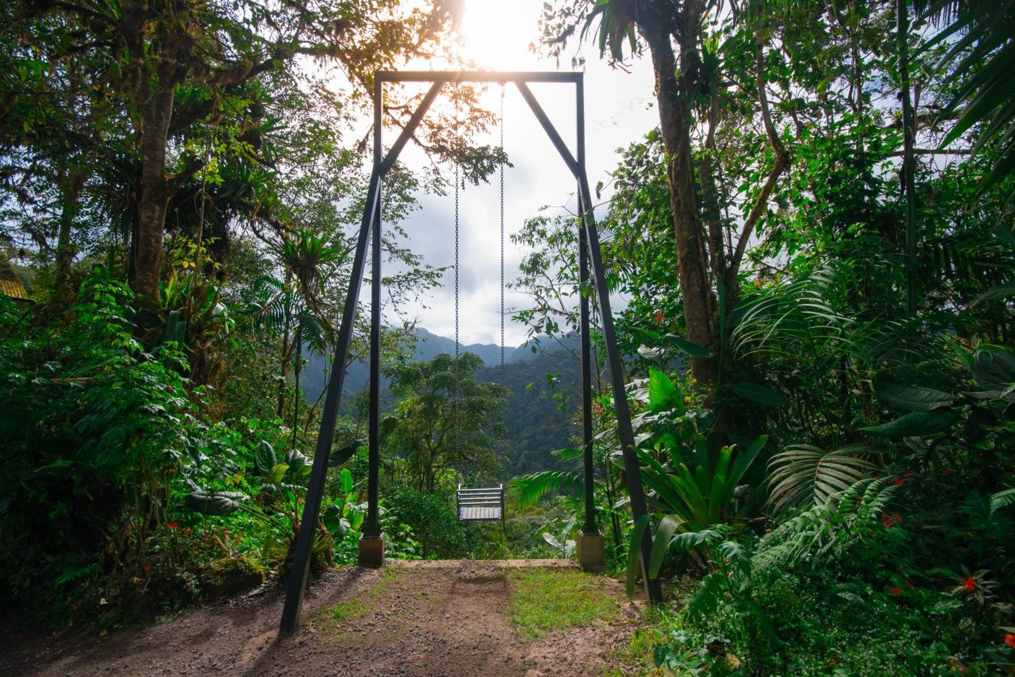 Bellavista Cloud Forest Lodge & Private Protected Area Tandayapa エクステリア 写真