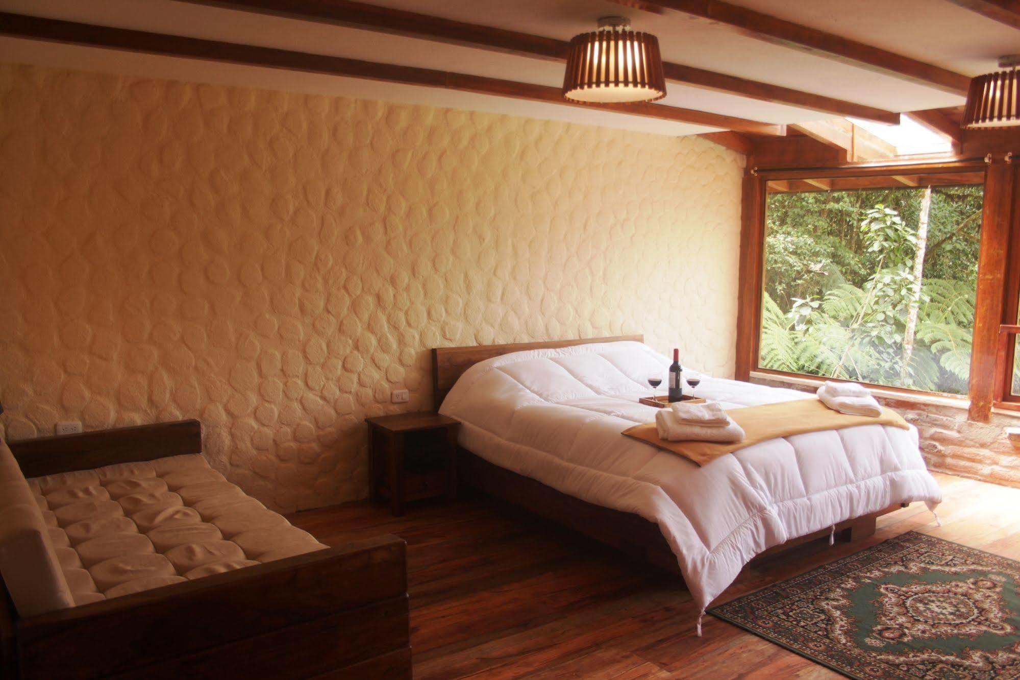 Bellavista Cloud Forest Lodge & Private Protected Area Tandayapa エクステリア 写真